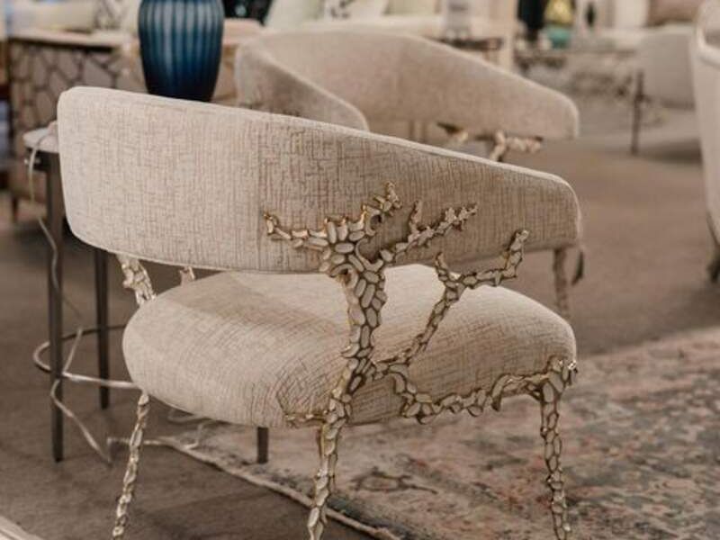 Silla moderna blanca 