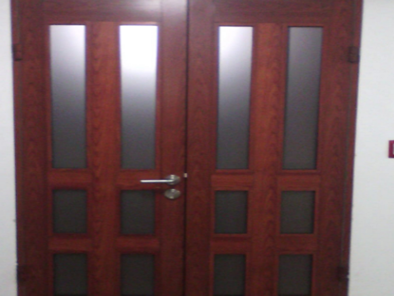 Puerta de manera vidrio San Pedro Tlalcuapan
