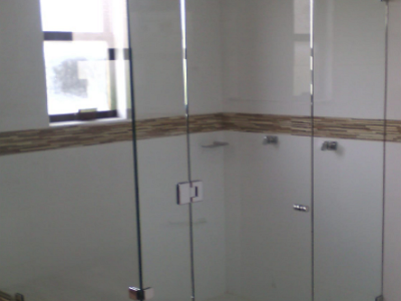 Cancel de baño en vidrio templado Tlaxcala