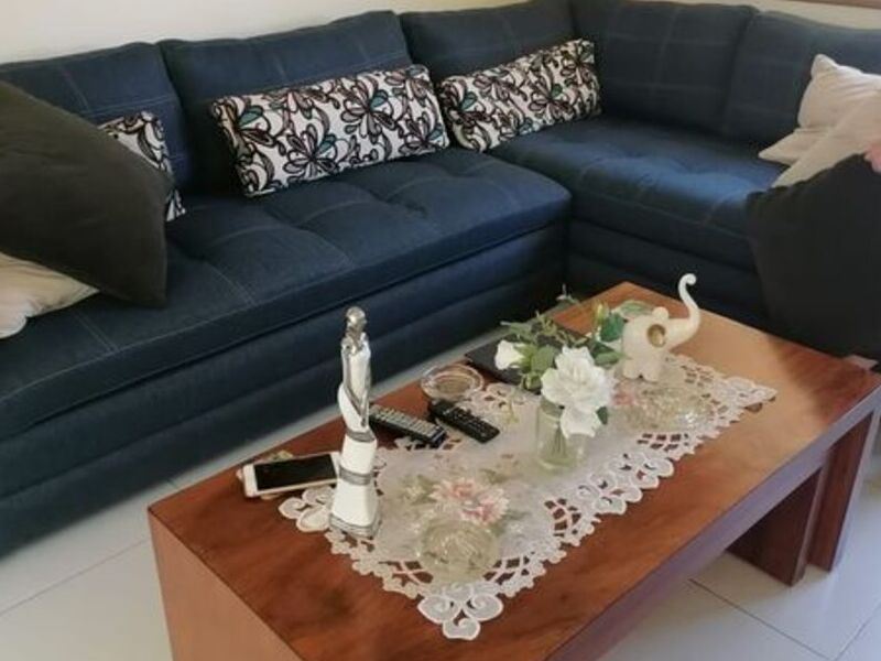 Mueble en L color azul 