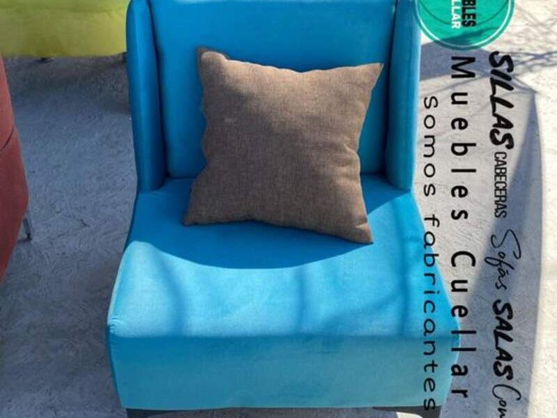 Sillón azul turquesa