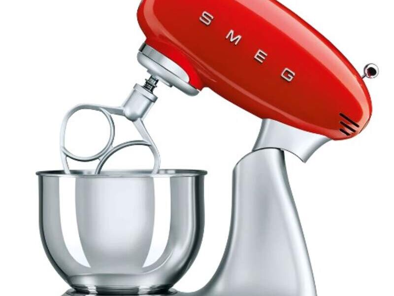 Batidora planetaria roja SMEG San Pedro Garza