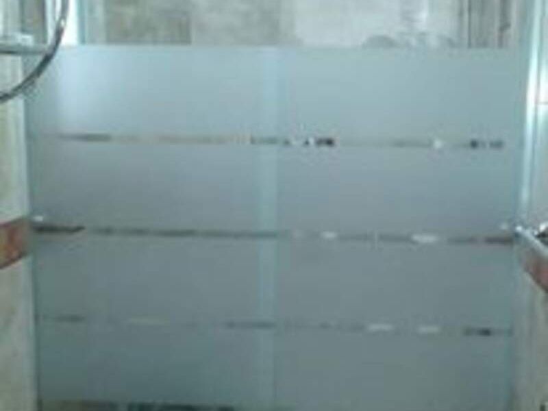 Cajoneras de vidrio para baños en México
