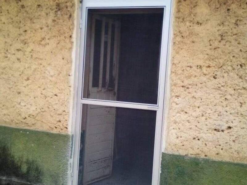 Puerta de aluminio en Oaxaca 