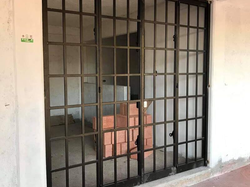 Porto negro de acero en Jalisco