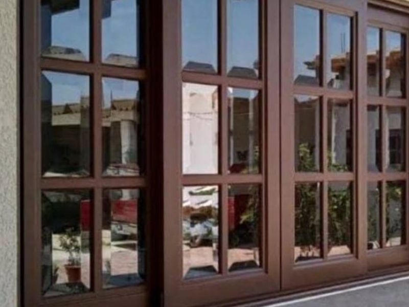 PUERTA CORREDIZA DE ALUMINIO EN CDMX