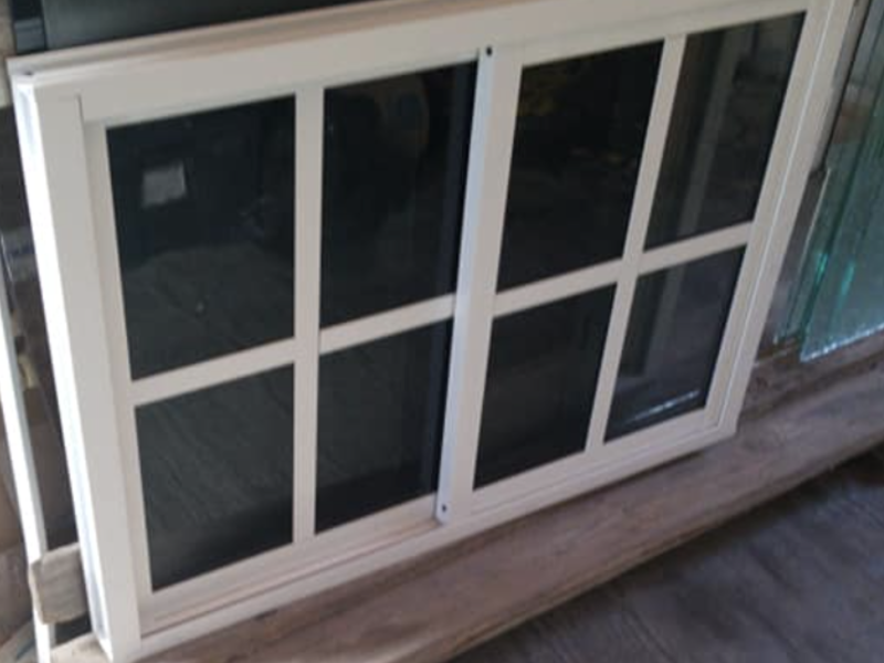 Ventana Aluminio Pequeña México