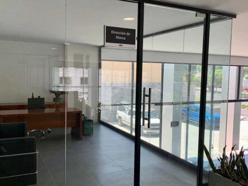 Cancel de oficina en vidrio templado Tepic