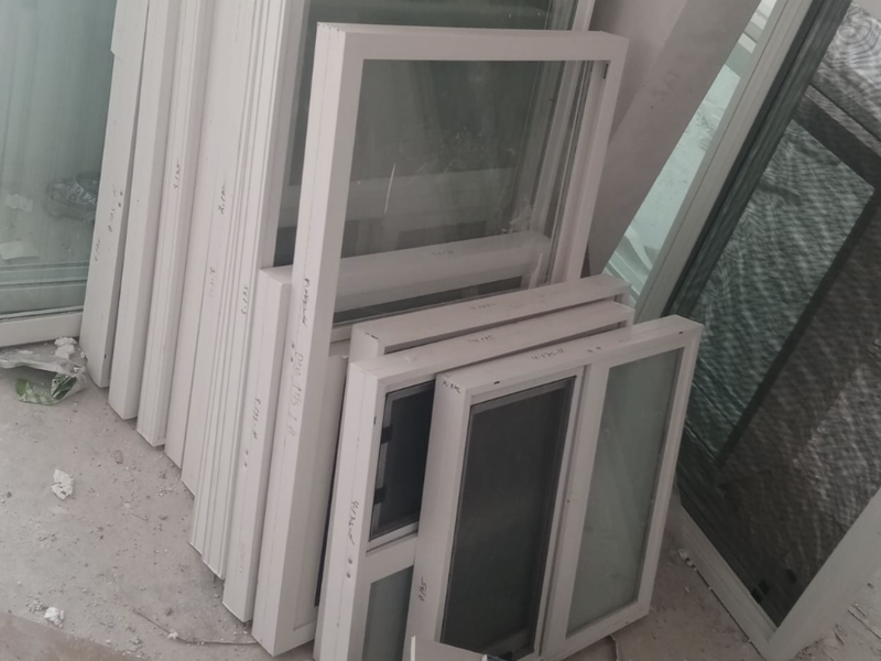 Ventana Aluminio Grande Negro México