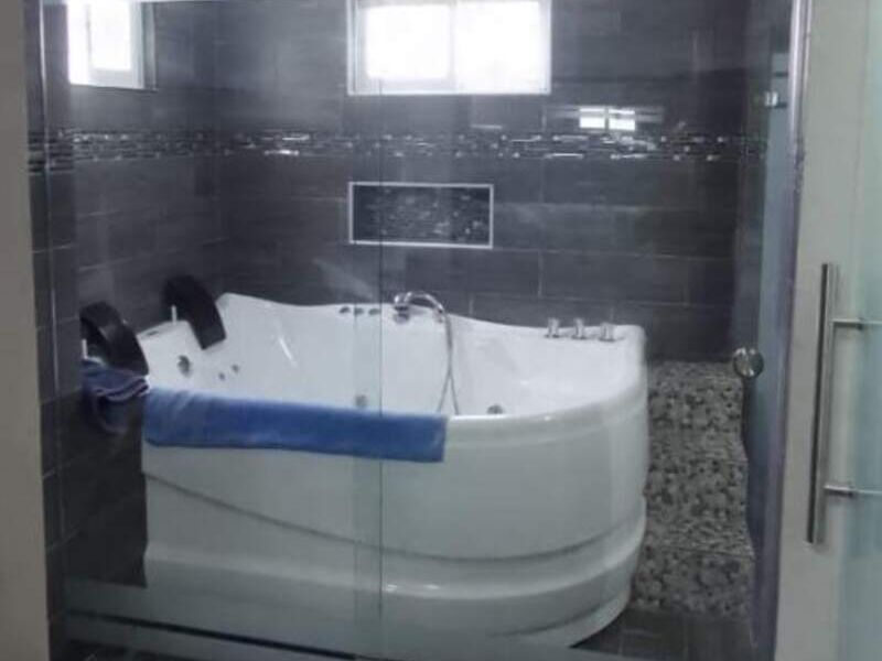 Cortina de baño en Teoloyucan