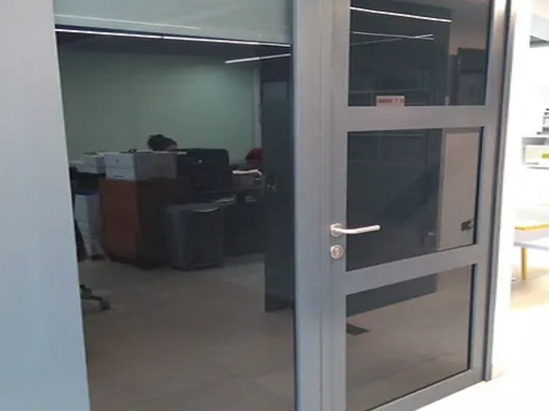 Puertas para oficinas CDMX