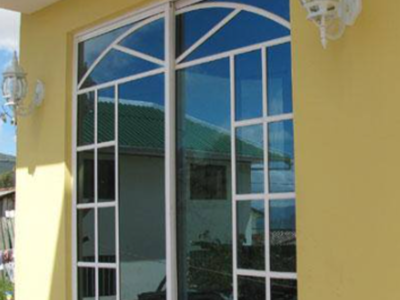 Ventana en Aluminio cuadrada en Chihuahua