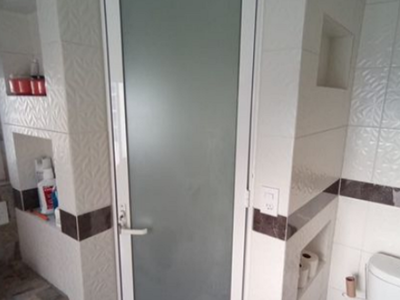 Puerta de aluminio y vidrio Mexico