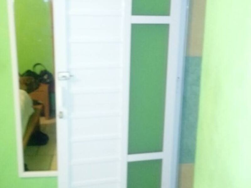 PUERTA DE ALUMINIO EN MICHOACAN