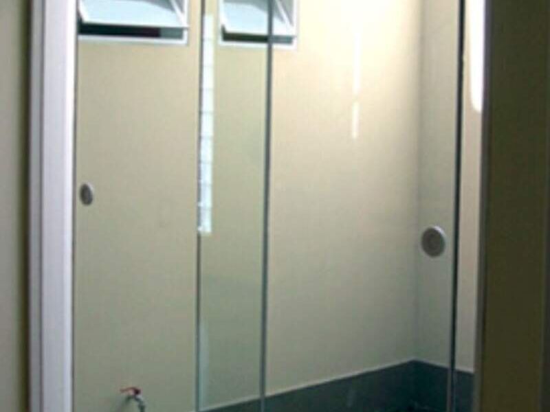 Puerta corrediza de cristal VITRO en Cautla