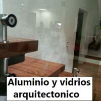 Aluminio y Vidrios Arquitectonico