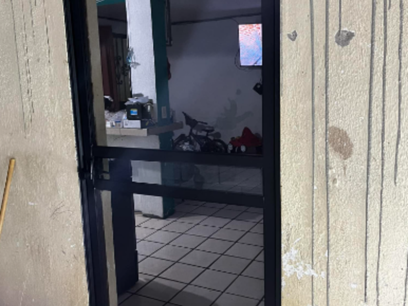 Puerta de oficina en Aluminio en MX