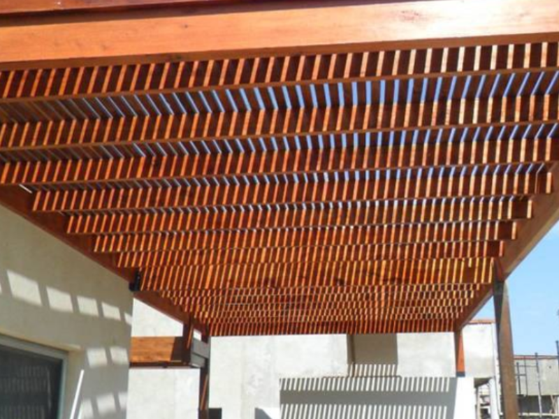 Pérgola madera techo abierto 