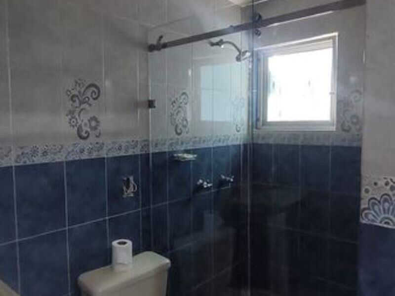 Canceleria de vidrio para baños en Juarez