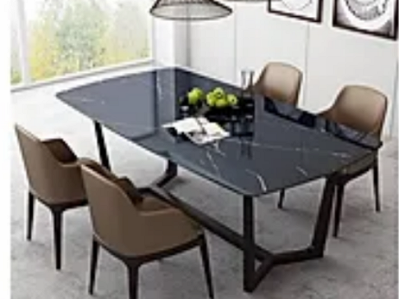 Mesa de comedor con mármol oscuro Puebla