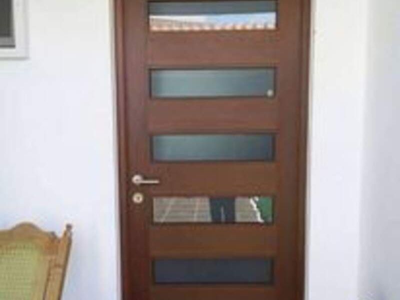 Puerta de Madera solida en Torreón