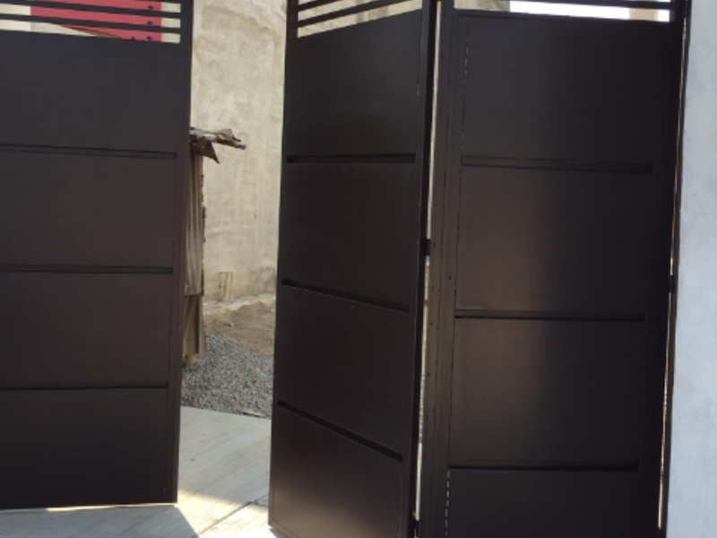 Puerta de garage en Colima 