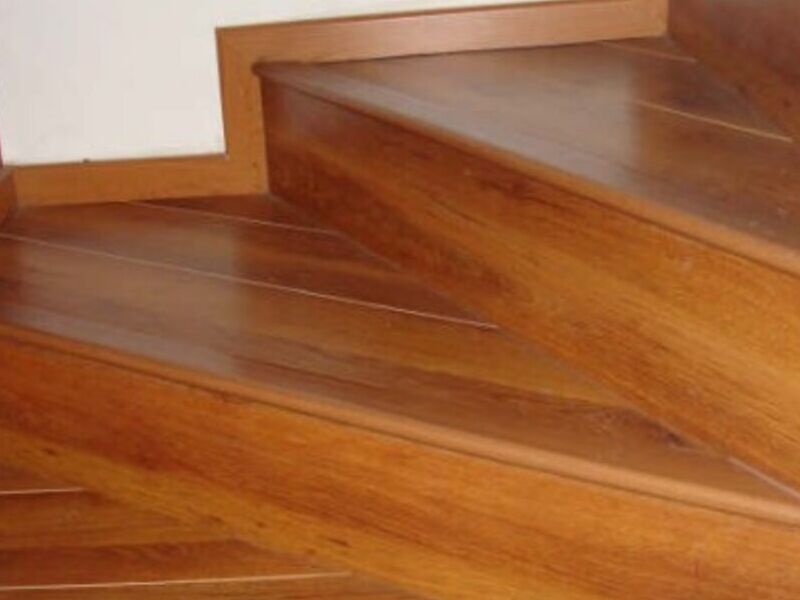 Piso de madera de gradas TG Concept Monterrey