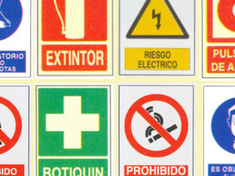 Señalamientos preventivos en Mexicali