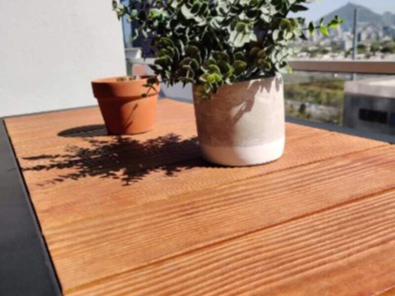 Mesa de madera Garden Monterrey