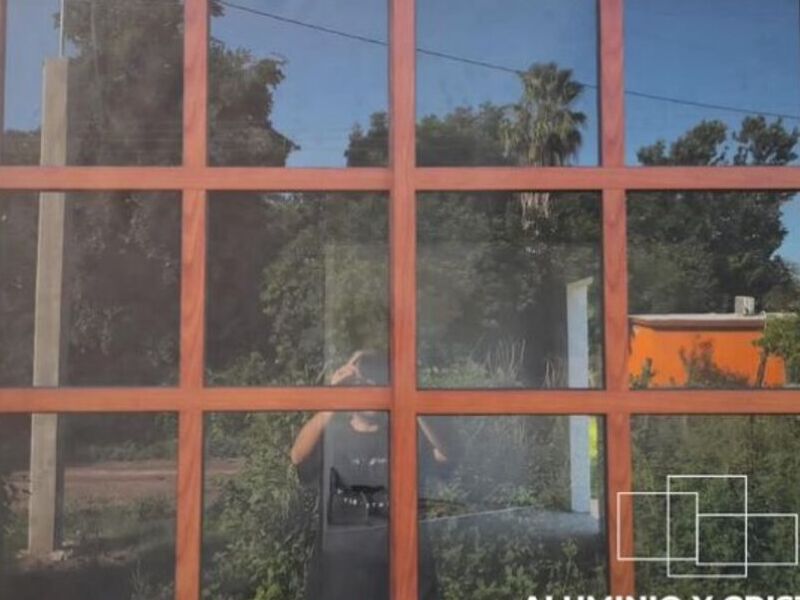 Ventana a cuadros en El Fuerte