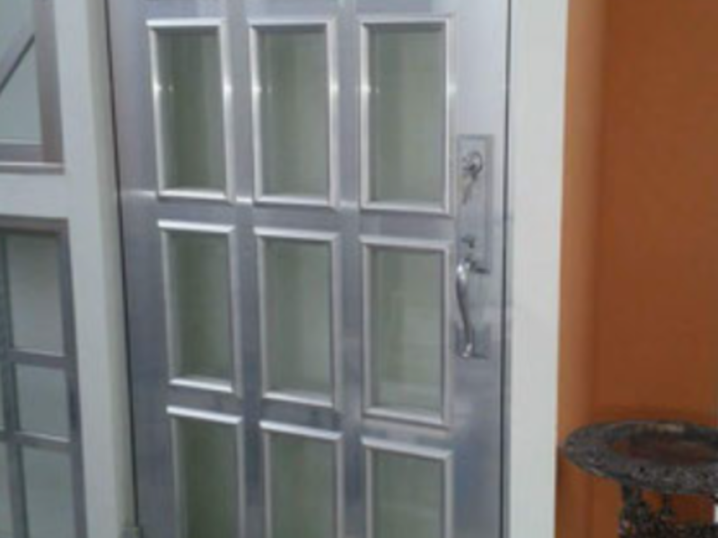 Puerta de aluminio M  en Merida