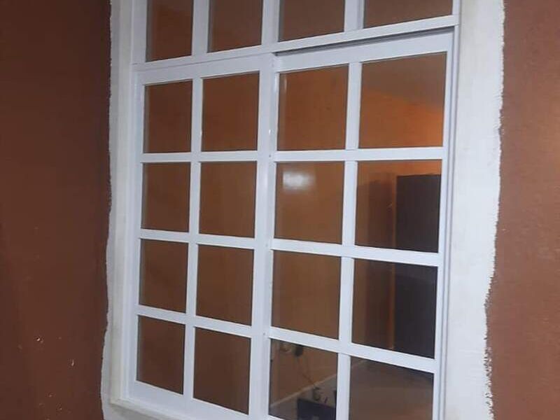 Ventana Aluminio Aluminio Y Vidrio "Esmeralda" 