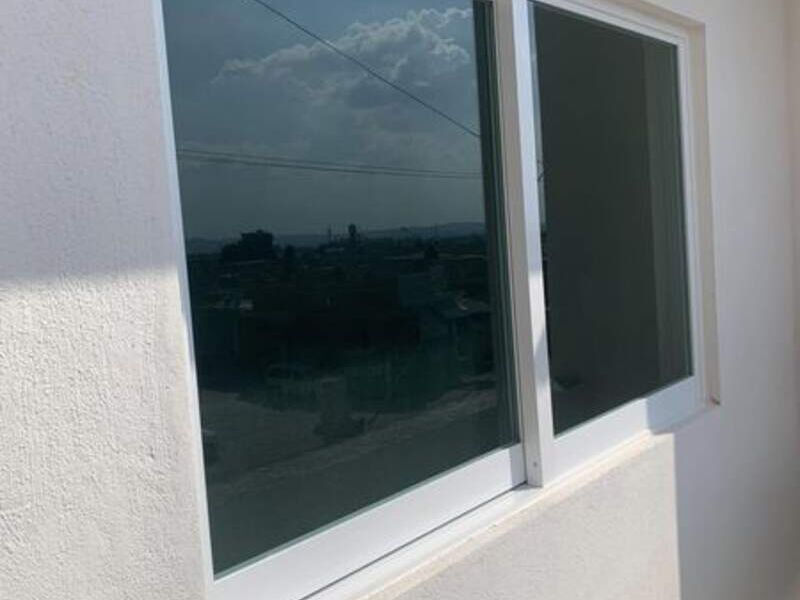 Ventana de aluminio Vidrio y aluminio Aludyl