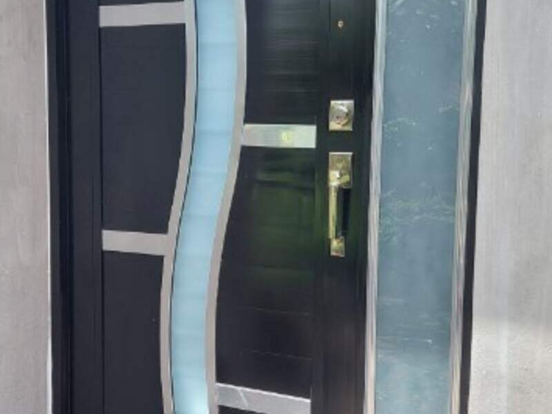 Puerta principal en duro en Oaxaca