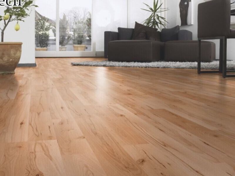 Piso laminado Beech Innovapisos 