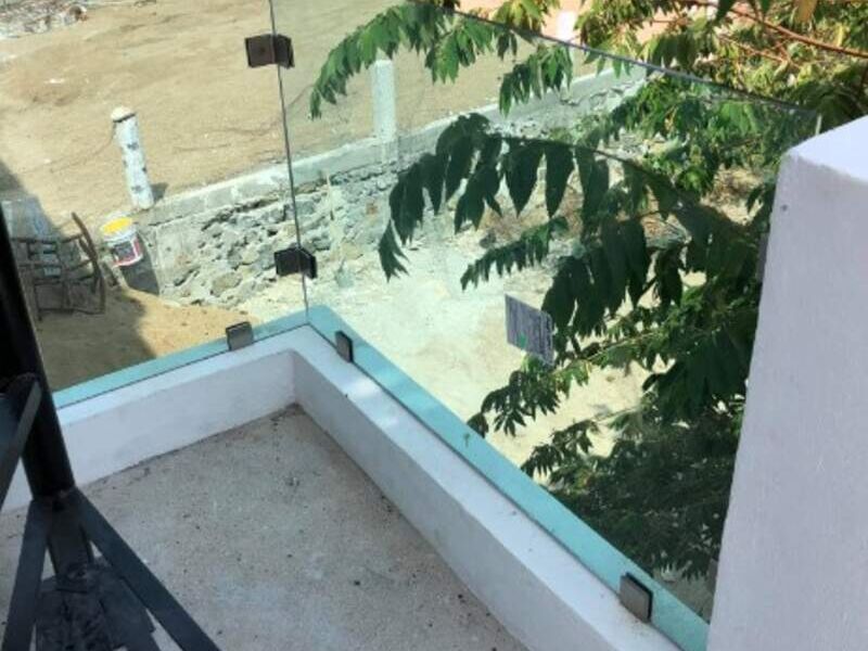 Barandal de vidrio templado en Merida