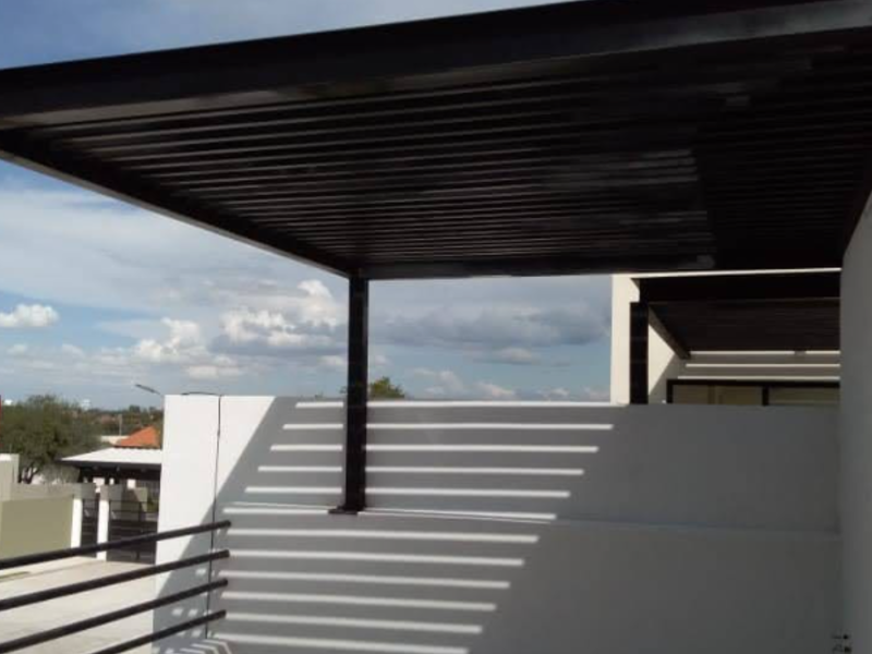 ESTRUCTURA METALICA CON CANALONES EN CELAYA