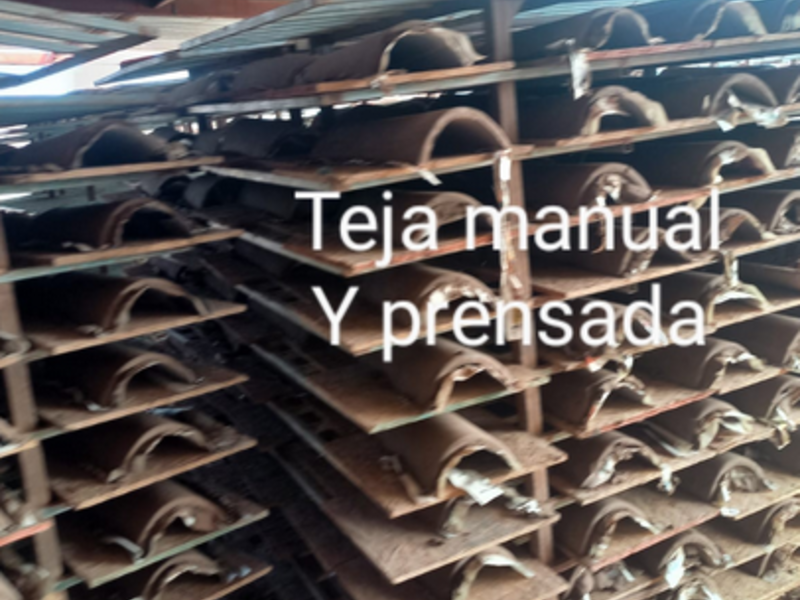 Teja prensada