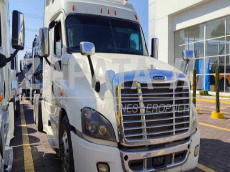 FREIGHTLINER CASCADIA 125 MODELO 2015