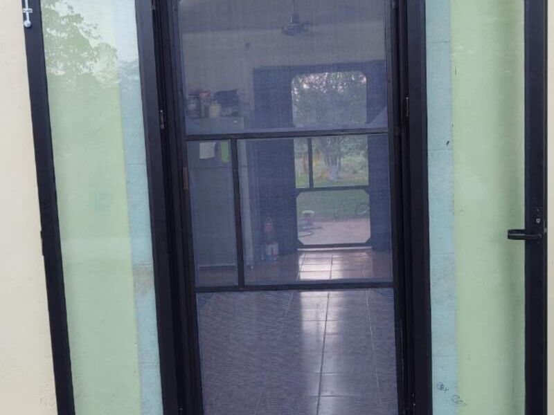 Puerta plegable de vidrio 2 en Merida