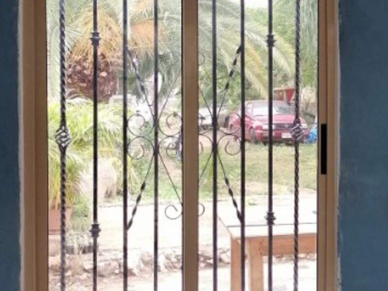 Ventana de aluminio curvo en Merida