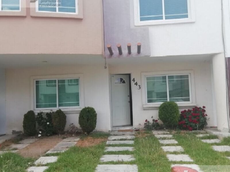 VENTA DE CASA EN VILLAS DEL ALAMO