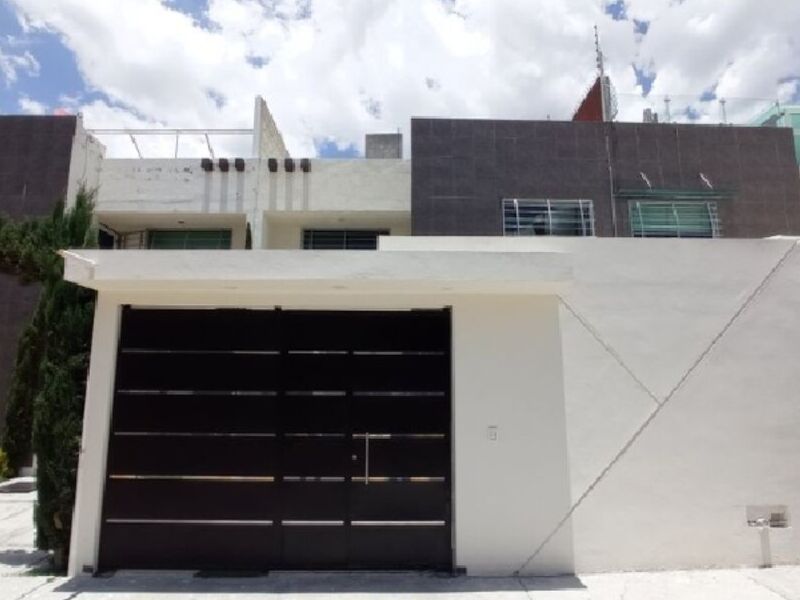 CASA EN RENTA EN PACHUQUILLA
