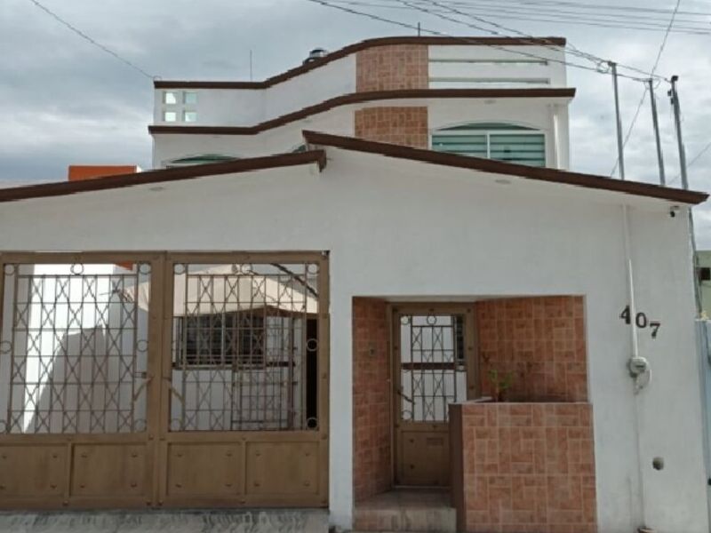 CASA EN EL FRACC. EL PARAISO, SALIDA A SAHAGUN