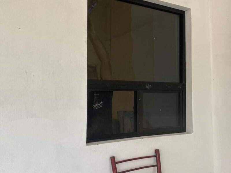 Ventana de Vidrio y Aluminio en Sabinas