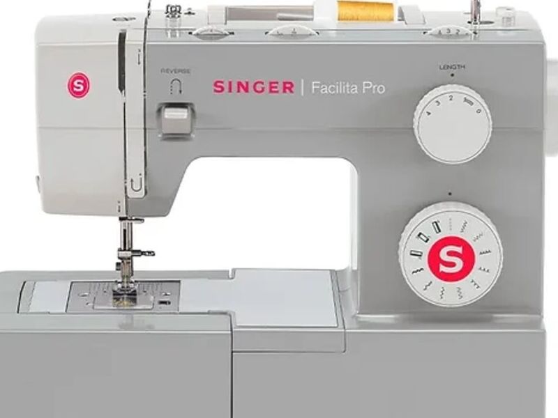 Máquina de Coser SINGER Facilita Pro 4411