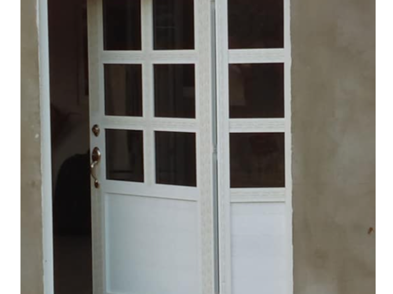 PUERTA DE ALUMINIO EN GUERRERO