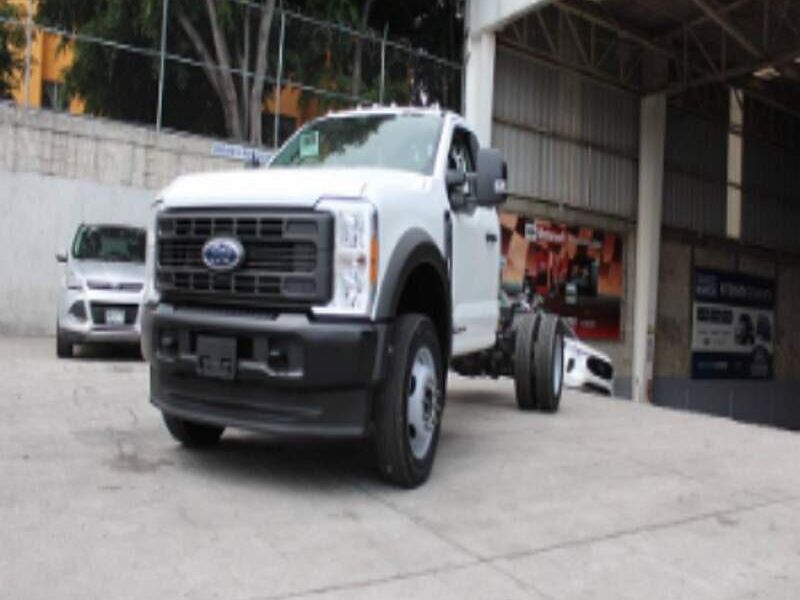 Ford F-450 Ford Super Duty F-450 XL