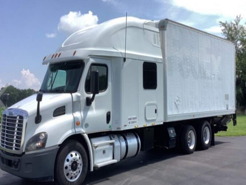 2015 Freightliner Cascadia 6x2