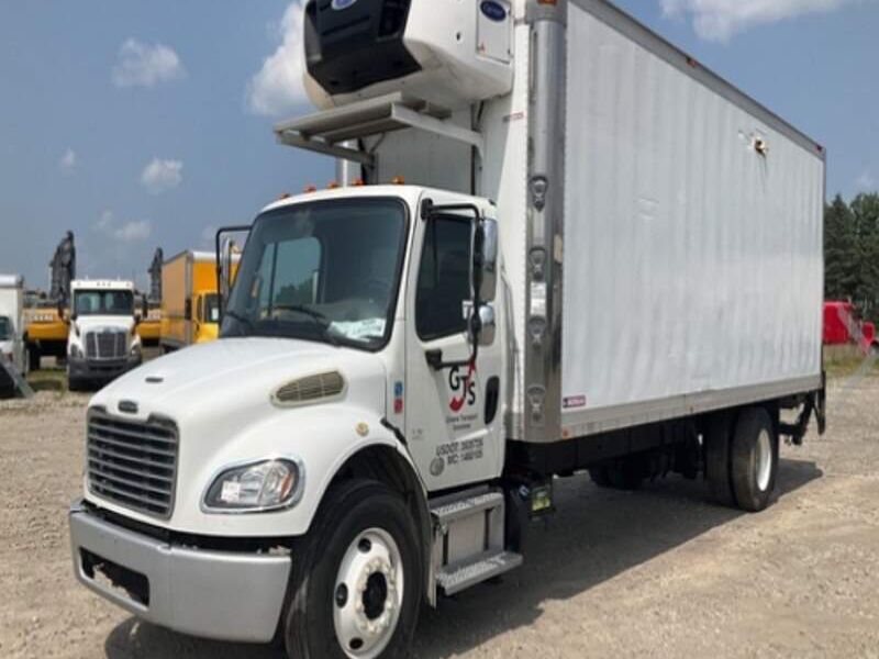 2014 Freightliner M2 